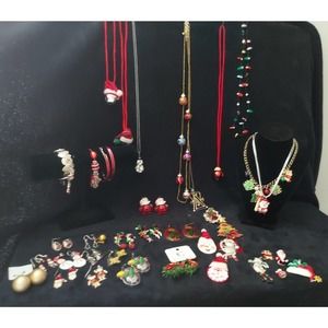 Wearable Lot Christmas Holiday Jewelry Necklaces Bracelets Earrings Pins 37 Bulk